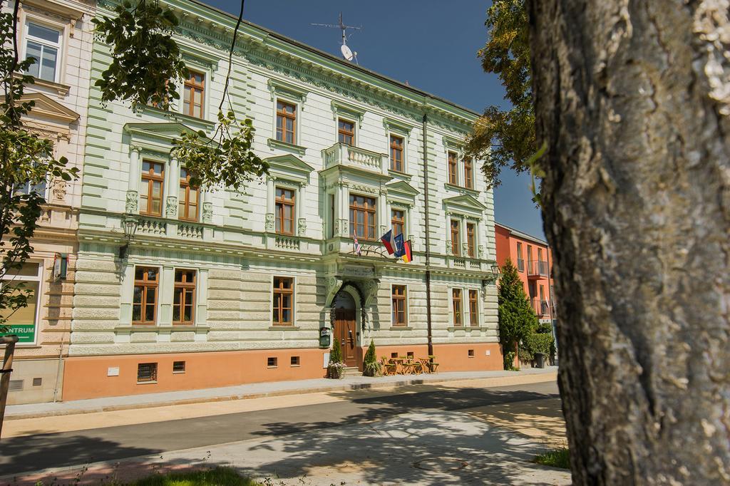 Irida Hotel Plzen Exterior photo